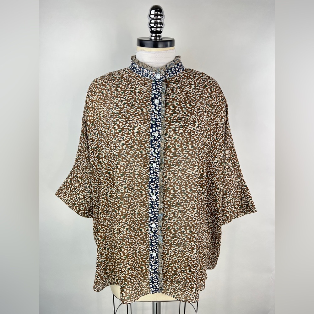 💚 2984. Oversize Sheer Leopard Print Button Front Blouse